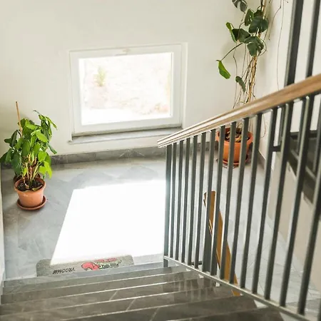 Cozy In With Wifi Apartment